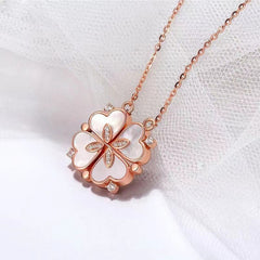 Clover Pendant Necklace ( U 1503880 Private Listing)